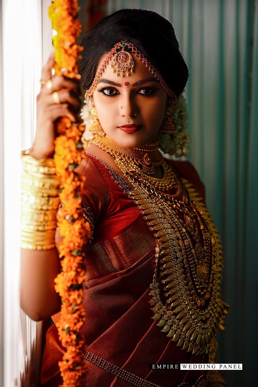 Traditional Kerala Hindu bride portrait